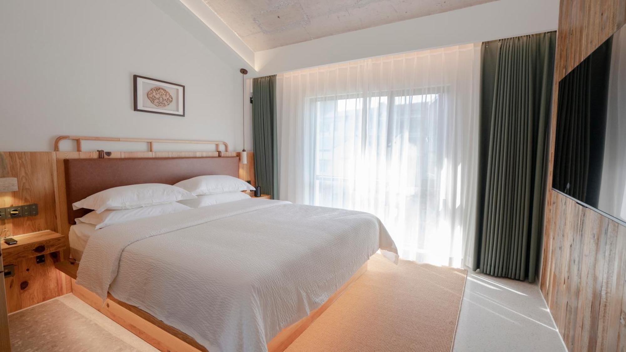 Patio Spring Holiday Inn -- Free Round Trip Pick-Up Service --Panoramic View Of Tianmen Mount Zhangjiajie Exterior foto